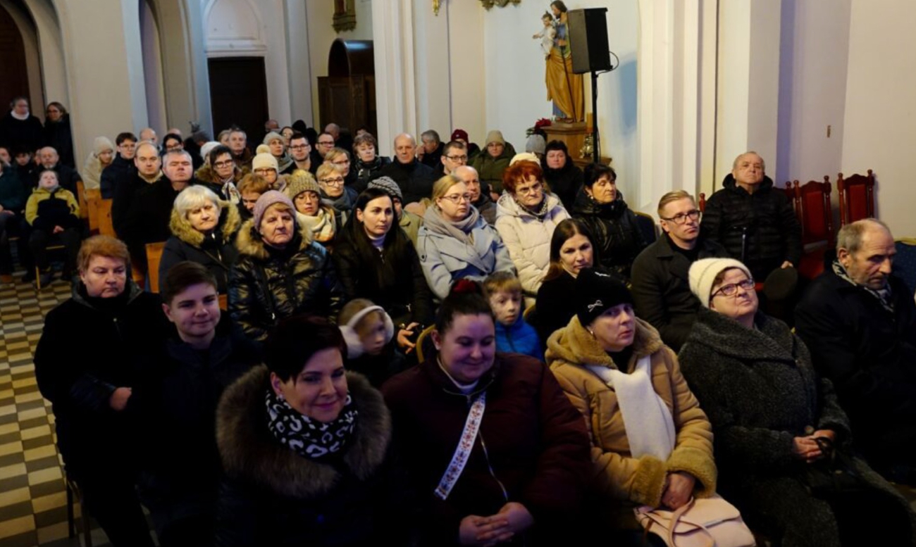 Kościół wypełnił się po brzegi