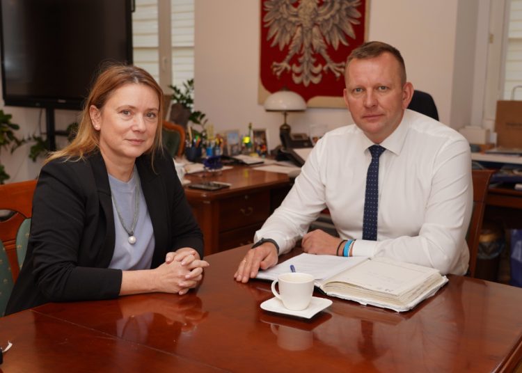 Powiat dokłada potężne pieniądze do oświaty. Jak to zmienić?