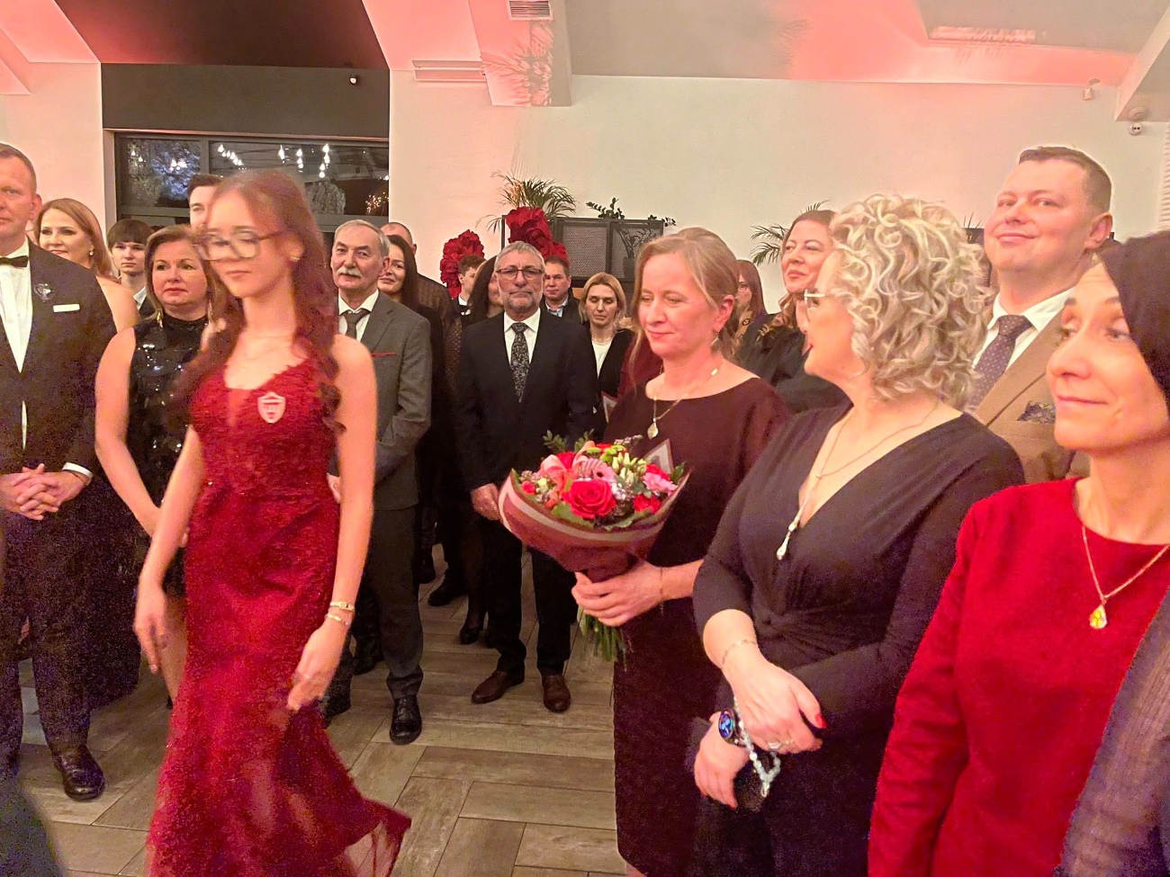 Studniówka LO. Zobacz filmy i zdjęcia