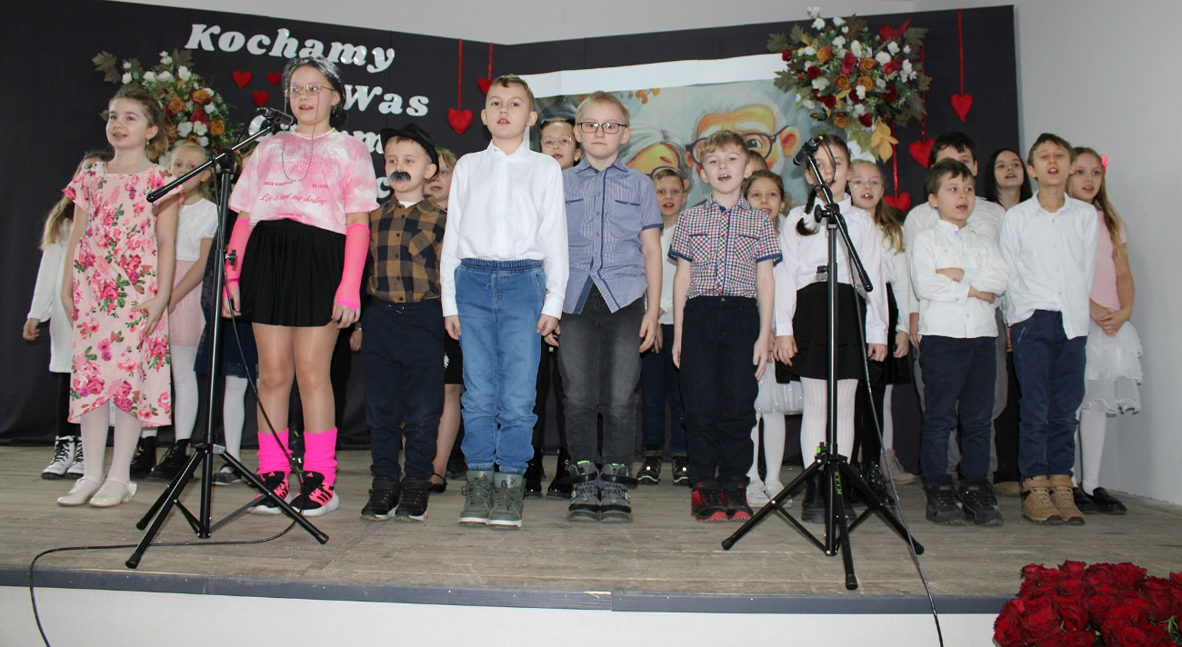 Dla babć i dziadków w Młodojewie