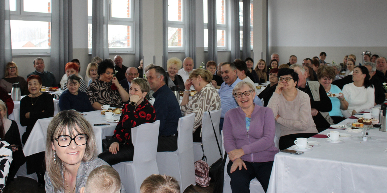 Dla babć i dziadków w Młodojewie