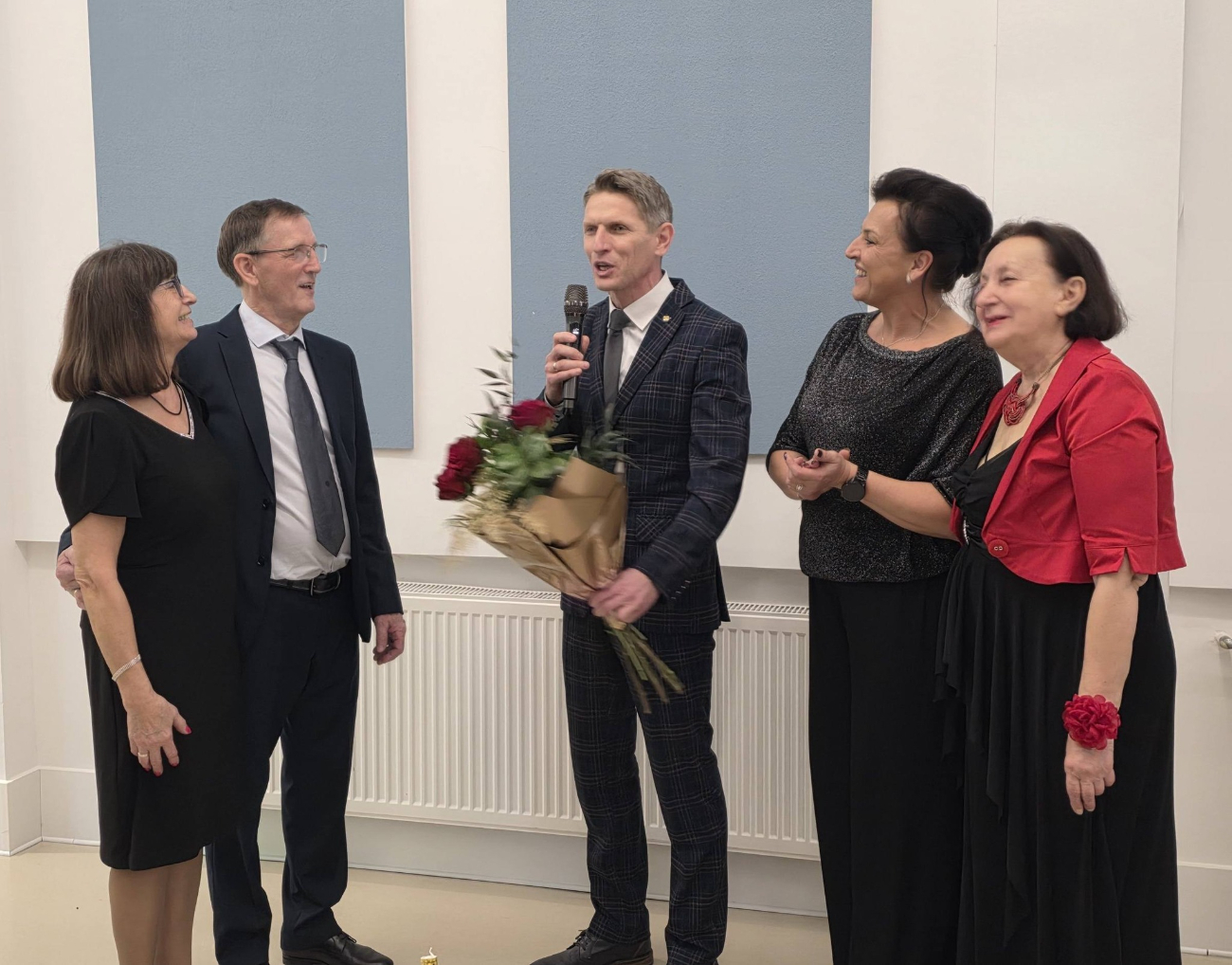 Tak się bawią seniorzy. Zobacz zdjęcia