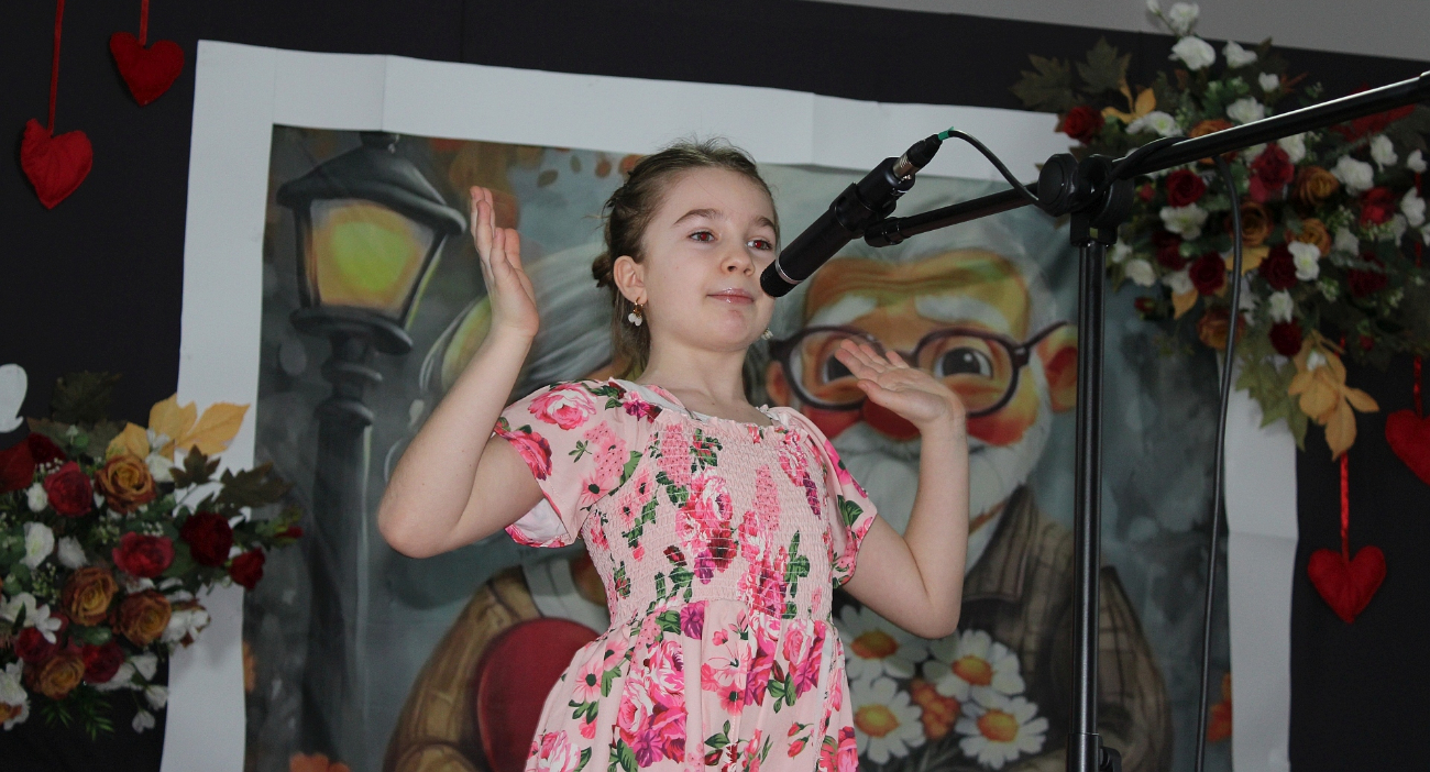 Dla babć i dziadków w Młodojewie