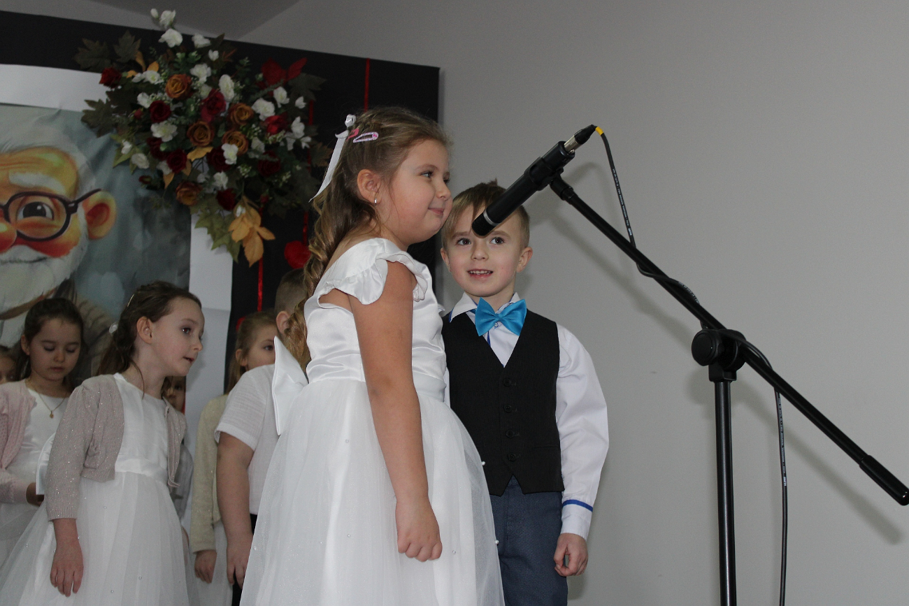 Dla babć i dziadków w Młodojewie