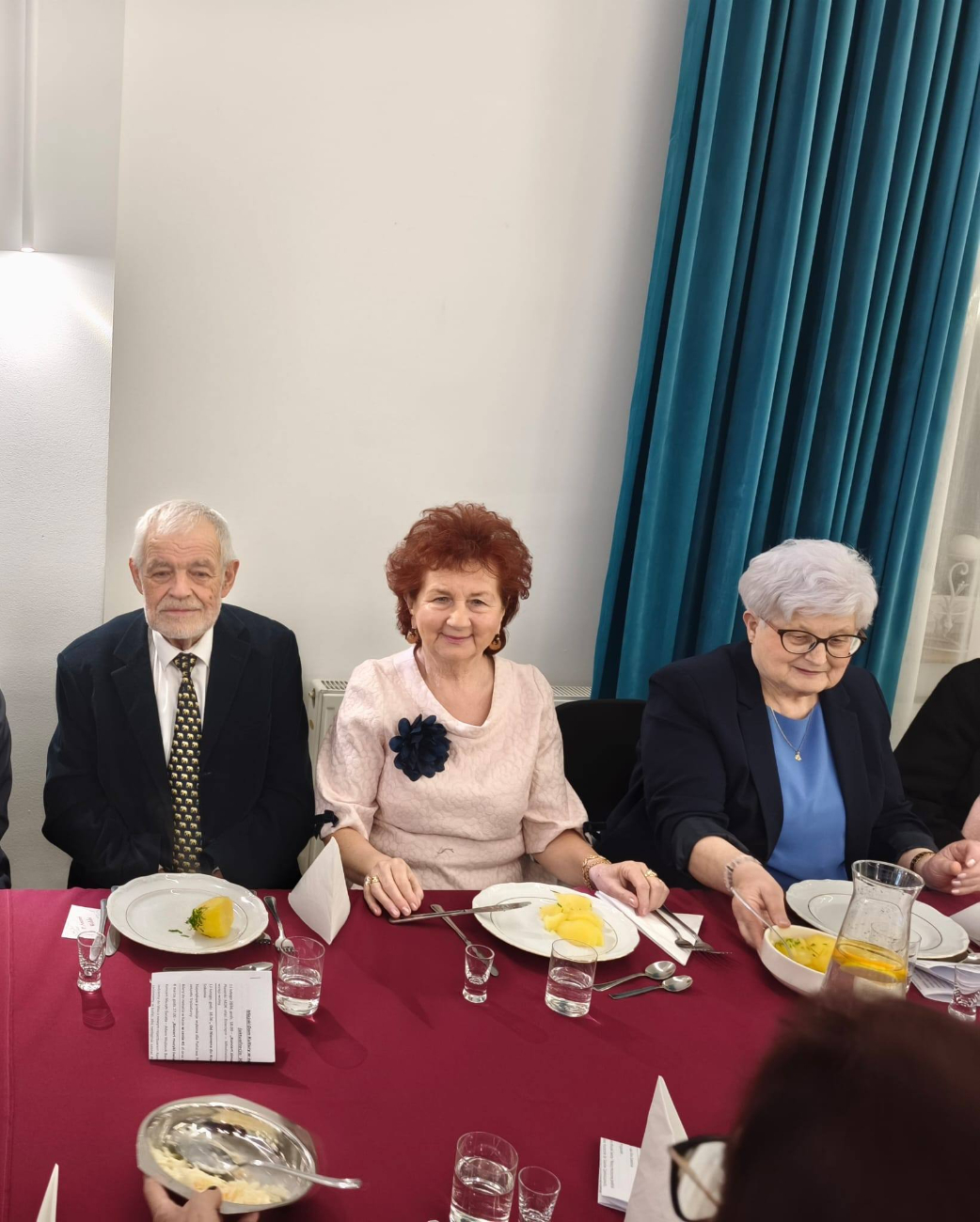 Tak się bawią seniorzy. Zobacz zdjęcia