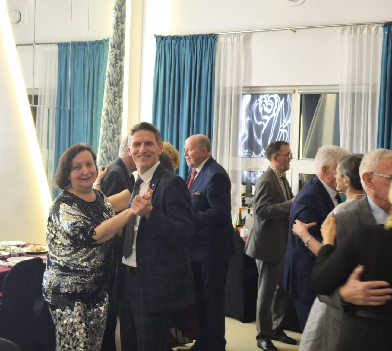 Tak się bawią seniorzy. Zobacz zdjęcia