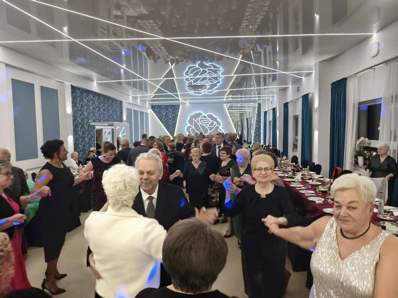 Tak się bawią seniorzy. Zobacz zdjęcia