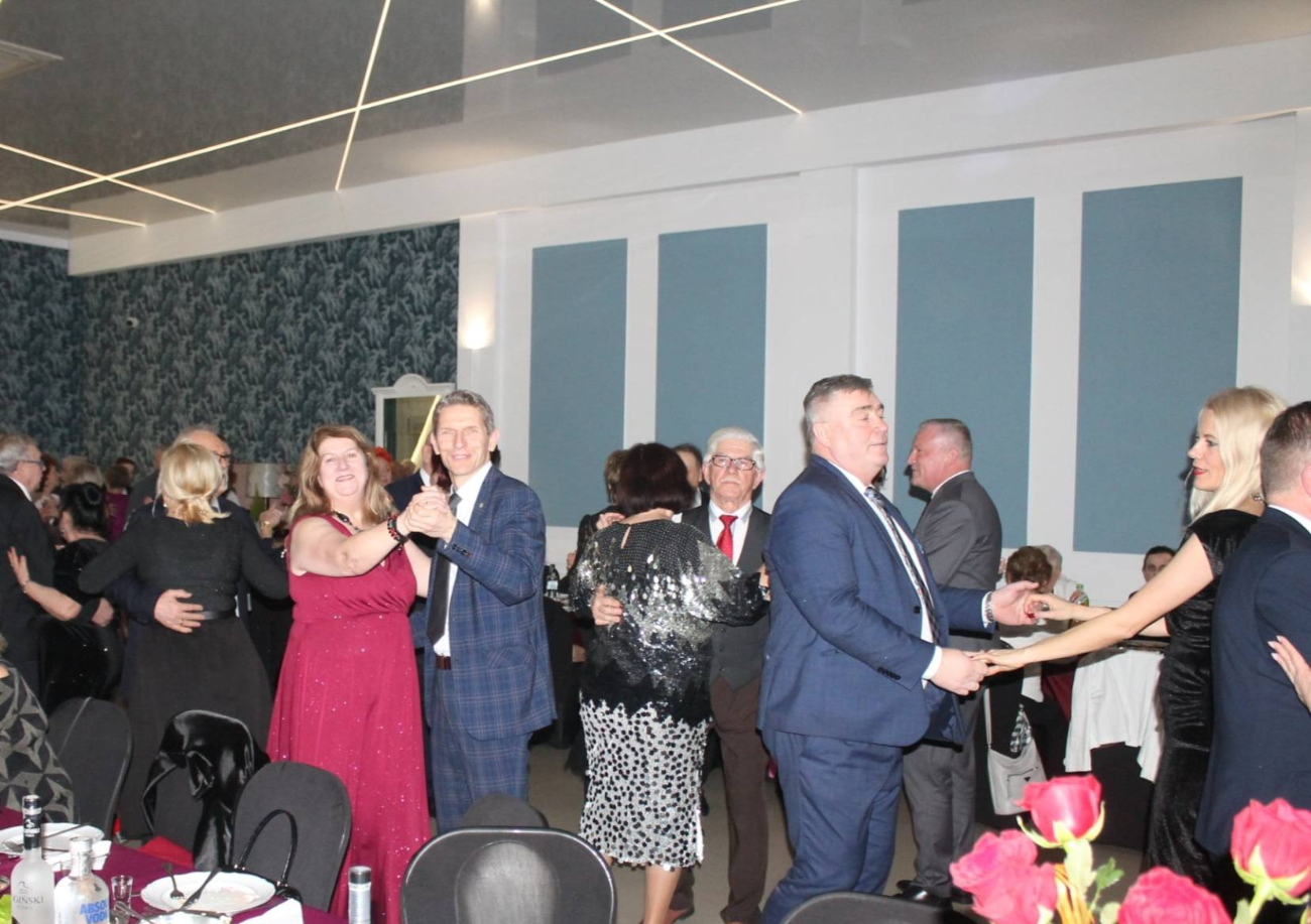 Tak się bawią seniorzy. Zobacz zdjęcia