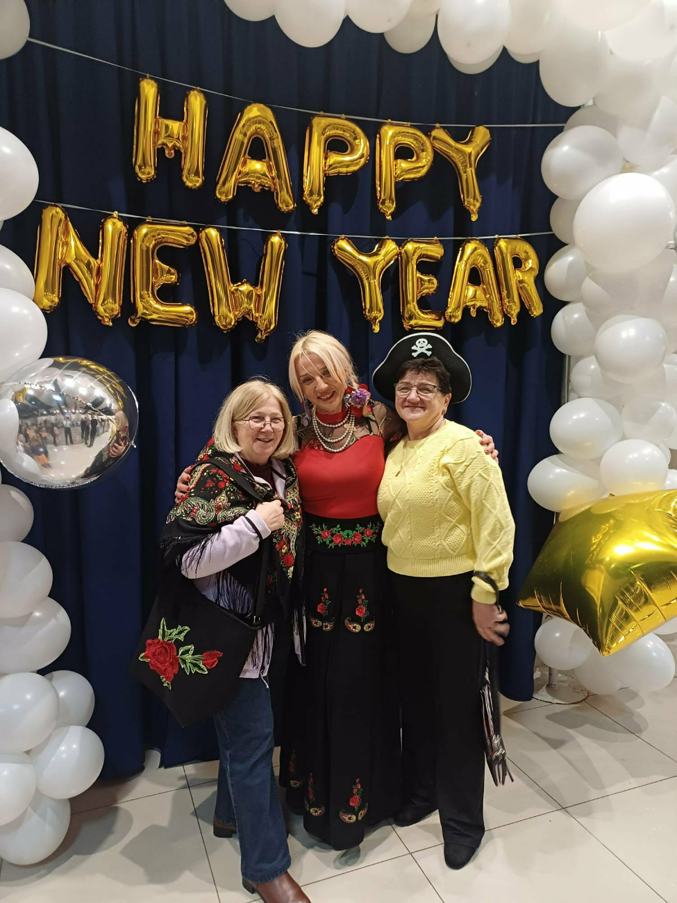 Bal przebierańców w Kornatach. Wspólna zabawa mimo siarczystego mrozu