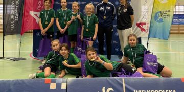 Godzina gry w zaawansowanej grupie