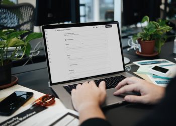 Generowanie JPK w praktyce: ścieżka od dokumentu do pliku gotowego do wysyłki