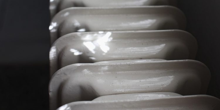 Oferują wymianę grzejników. Prezes spółdzielni zabrał głos