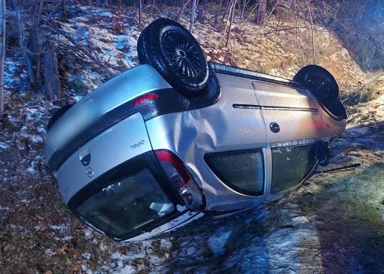 Dwa wypadki w powiecie. Warunki dziś są fatalne