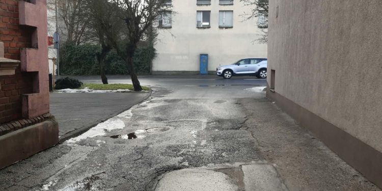 Skuteczna interwencja radnego. Będzie przejście dla pieszych