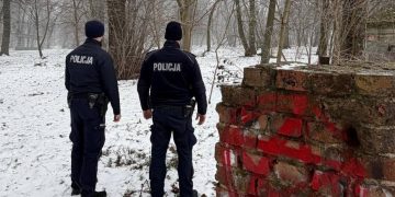 Kontrolują miejsca, w których mogą przebywać osoby bezdomne