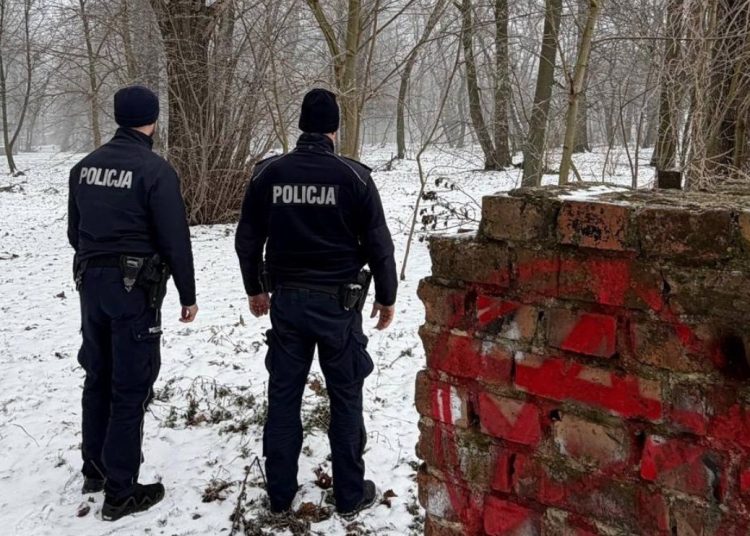 Kontrolują miejsca, w których mogą przebywać osoby bezdomne