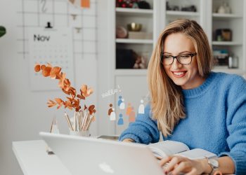 Jak wygląda pierwsza wizyta u lekarza online? Praktyczny przewodnik krok po kroku