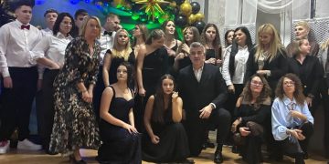 Bal VIII klasy w  Cieninie Kościelnym