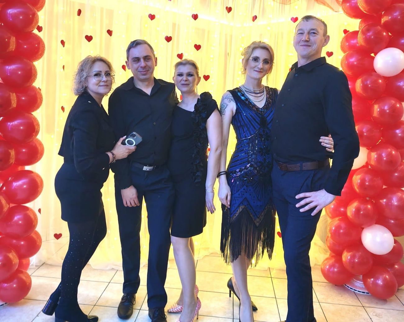 Szkoła zaprosiła na bal. Zobacz zdjęcia