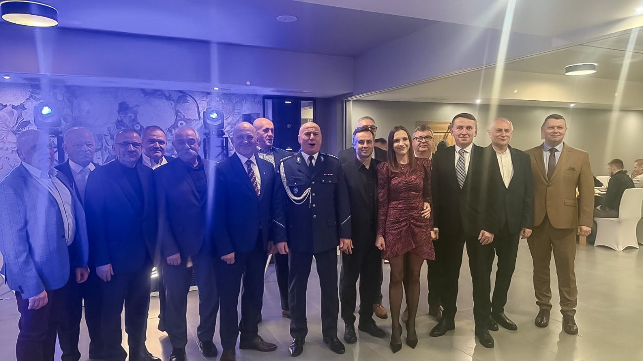 Tak pożegnali kierownika. Zobacz zdjęcia