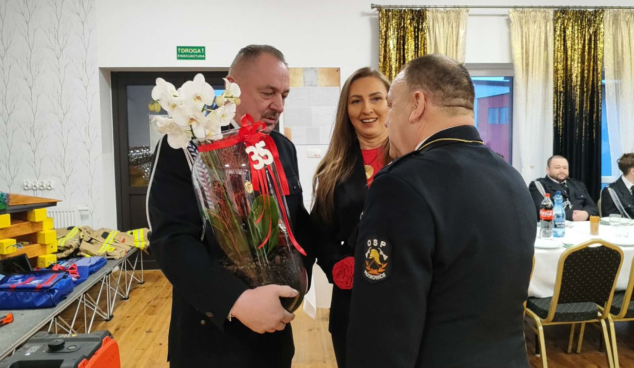 Nowy zarząd i jubileusz prezesa OSP w Piotrowicach