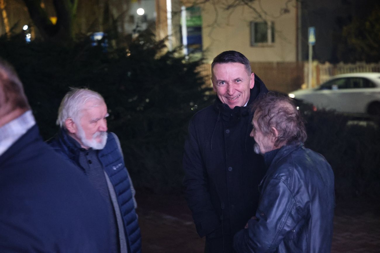 Ukraińska flaga na budynku starostwa