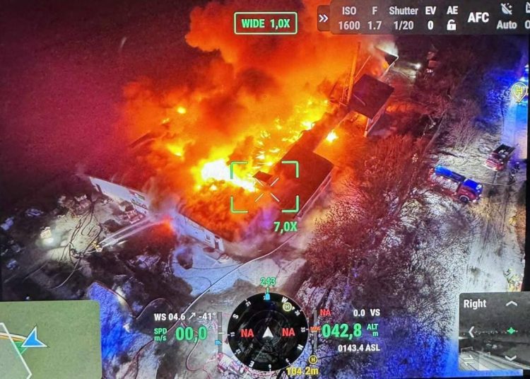 Potężny pożar w Cieninie Zabornym