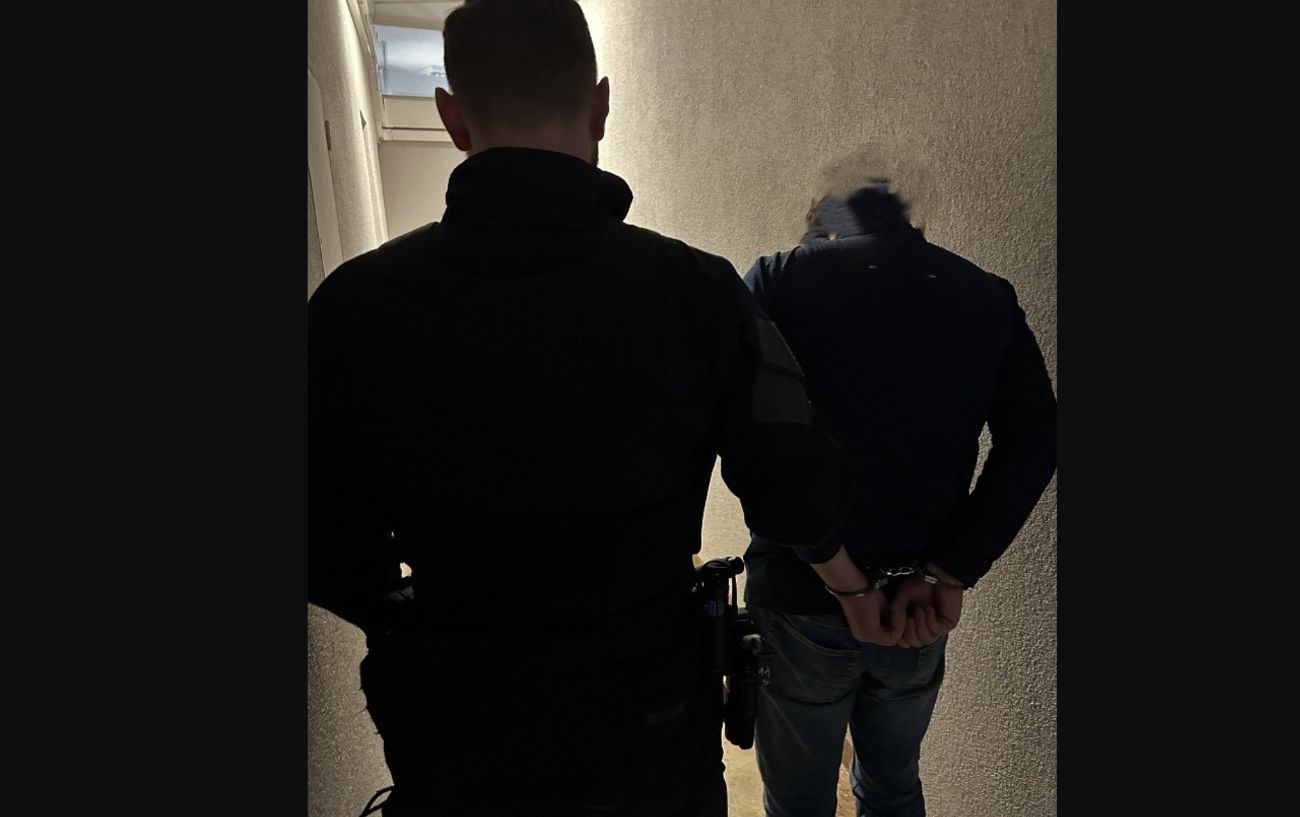 W okolicy: Zaczęło się od mandatu. Potem zrobił to