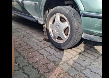 Ostrzega mieszkańców bloków. „Bądźcie czujni!”