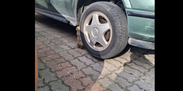 Ostrzega mieszkańców bloków. „Bądźcie czujni!”