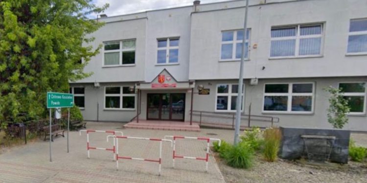 Podstawówki odwołują lekcje. Mamy informacje z wszystkich gmin