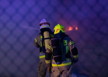 Potężny pożar w Cieninie. Co było przyczyną?