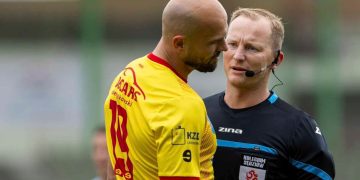 Posędziuje mecz legend