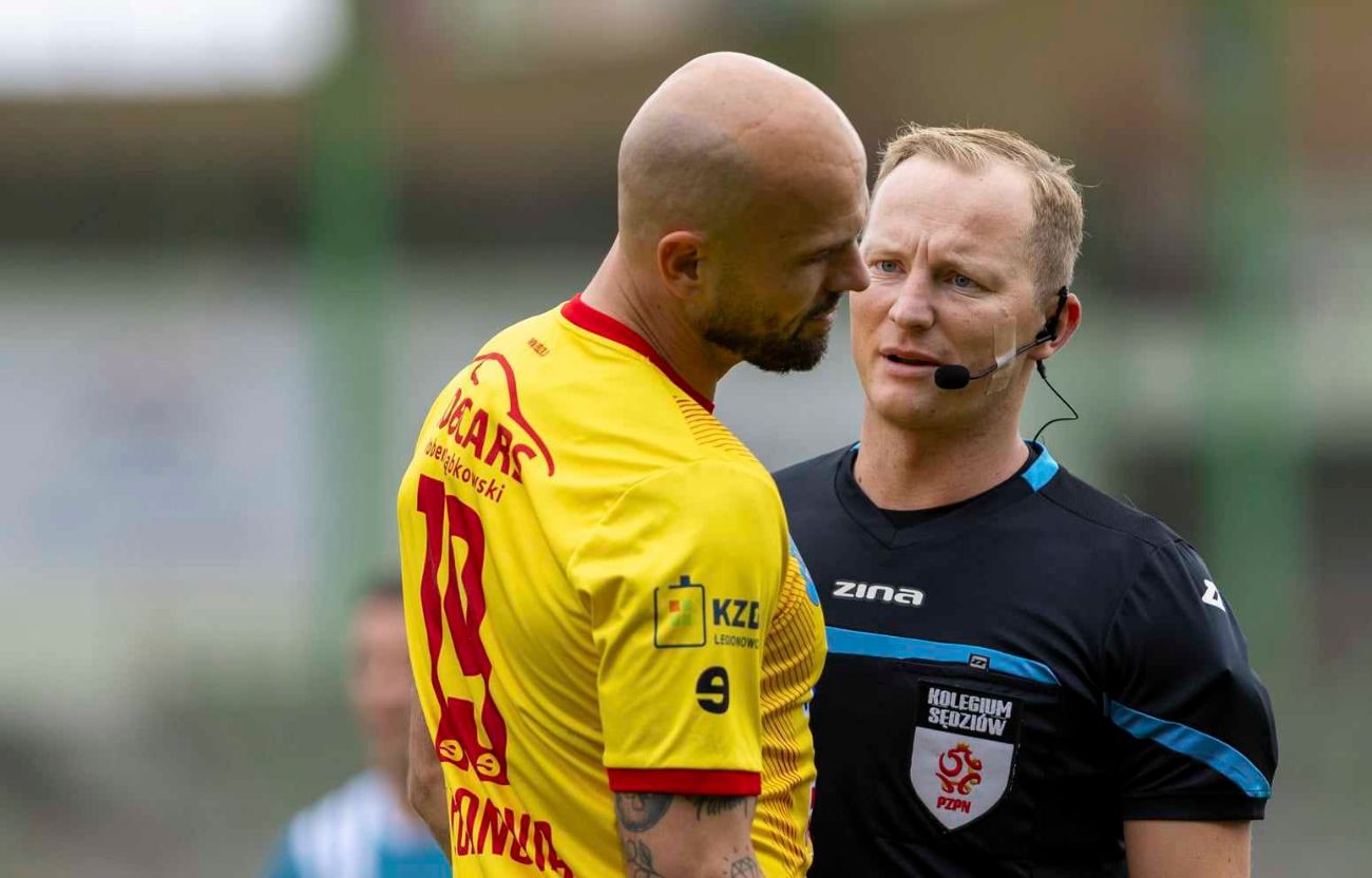 Posędziuje mecz legend