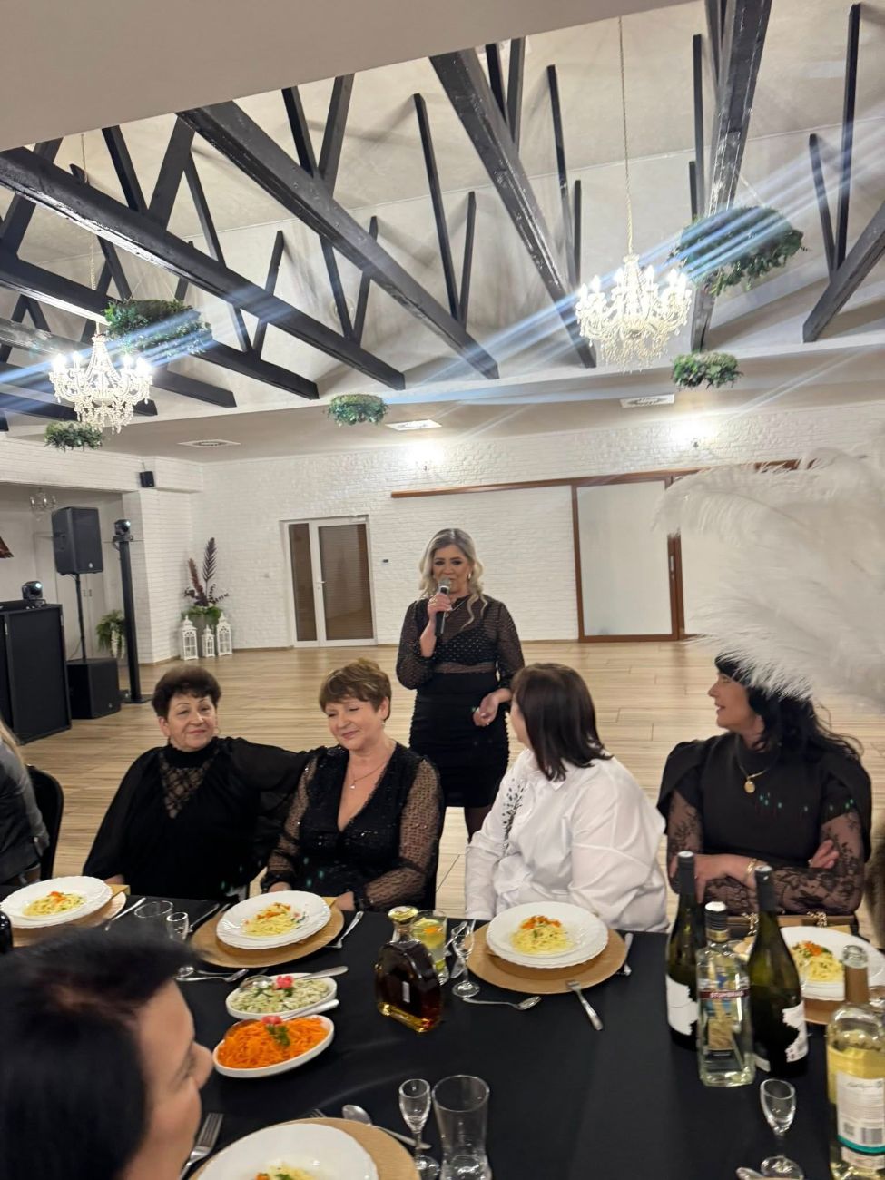 Swiętowały panie z Korwina