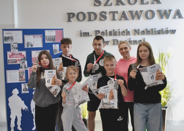 Drążna – pobiegli Tropem Wilczym