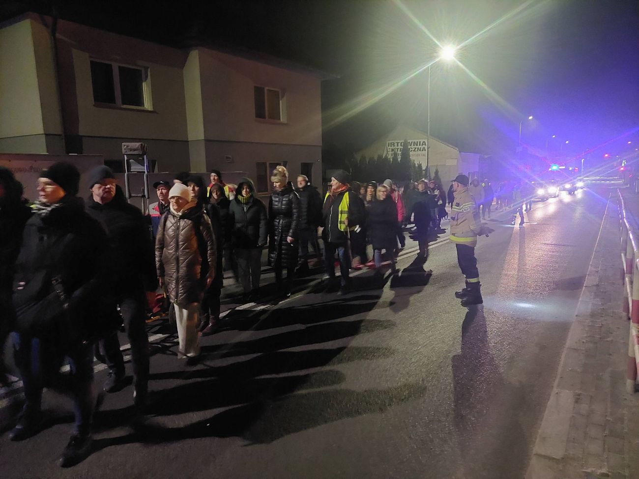 Niezwykła Droga Krzyżowa. Nocą pokonali wiele kilometrów