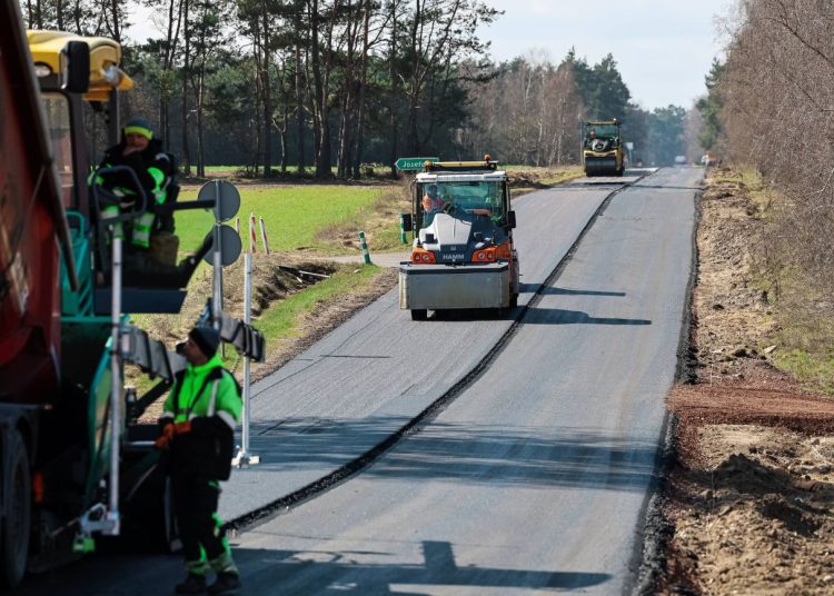 Co się dzieje na drodze do Giewartowa? Mamy najnowsze informacje