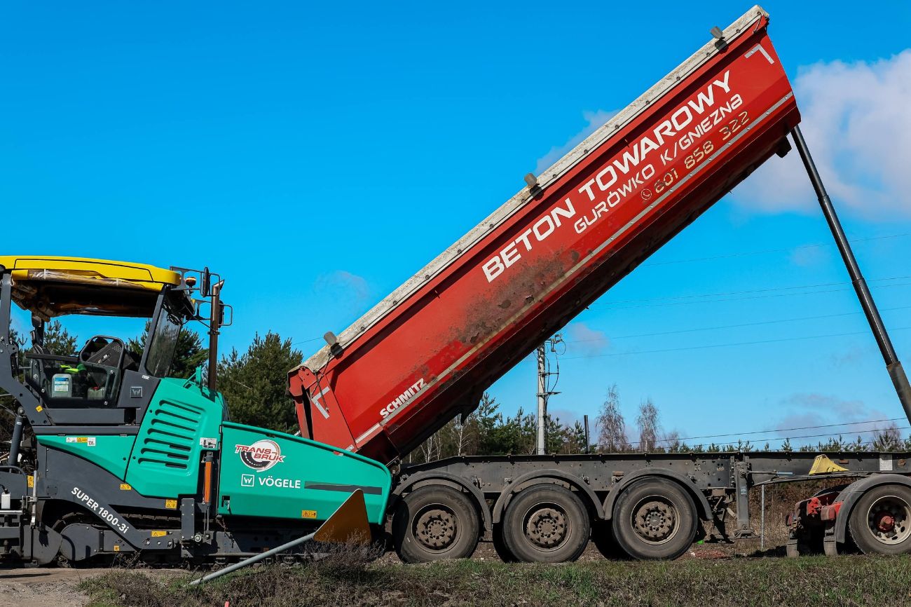 Co się dzieje na drodze do Giewartowa? Mamy najnowsze informacje