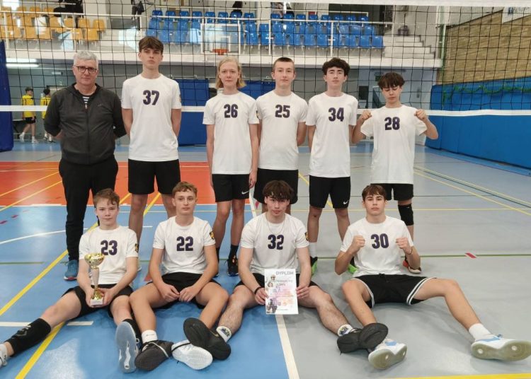 Rejonowe srebro i brąz