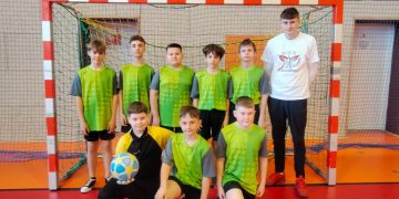 Cienin Kościelny z mistrzostwem