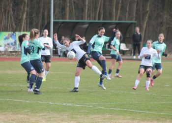 W dziesiątkę grały, mecz wygrały