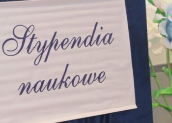Uczniowie dostaną wyższe stypendia. Znamy kwotę