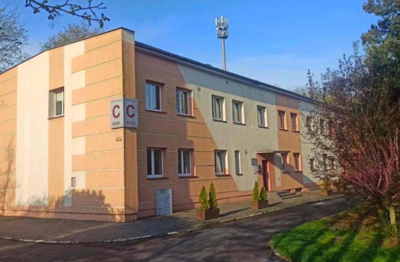 Teraz mieści się tam administracja szpitala. niedługo ma być… akademik