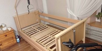 Ostrowite: Łóżka i podnośnik. Możesz to wypożyczyć