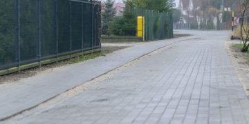 Zasypią rów. Łącznik będzie jednokierunkowy