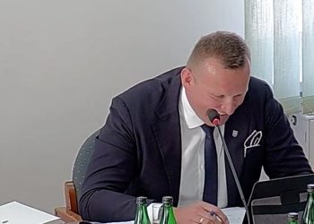 „Wysyłam wielkie serce”. Możesz się zdziwić, do kogo powiedział to starosta