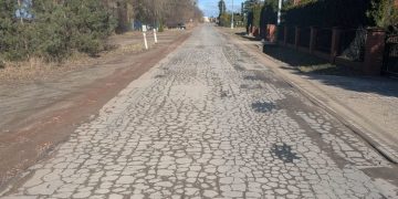 Róża: Mieszkańcy walczą o drogę