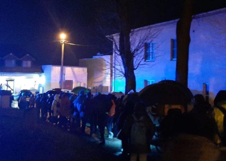 Droga Krzyżowa wokół jeziora. „W całkowitej ciszy”