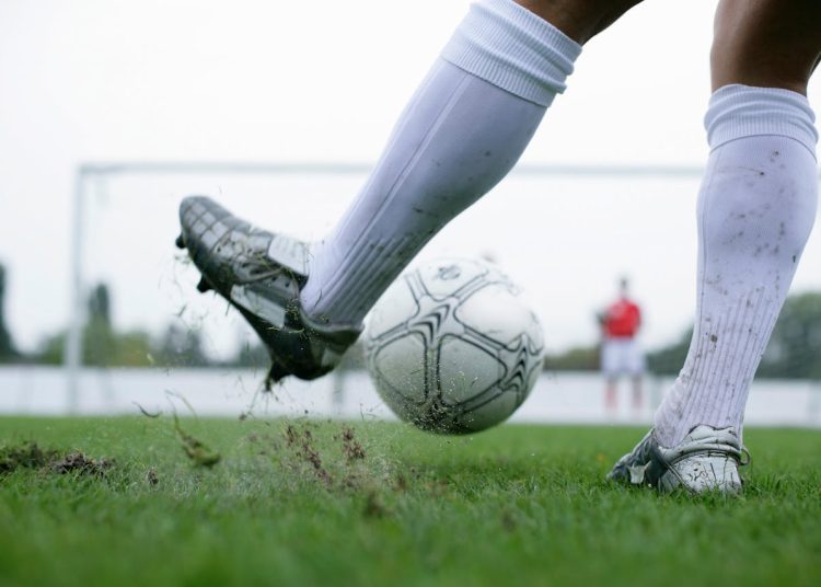 Asysta w piłce nożnej – kiedy jest oficjalnie zaliczana?